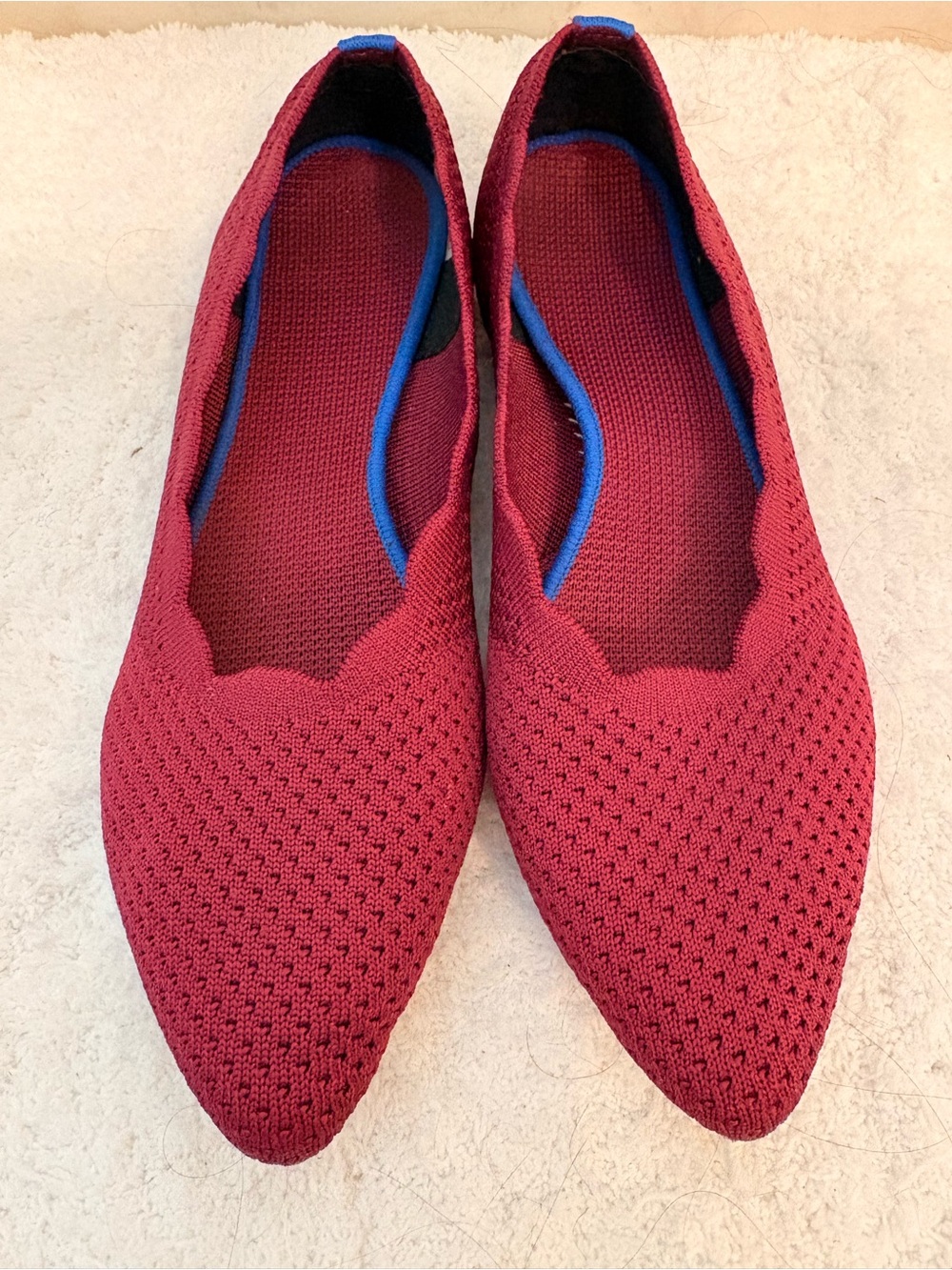 Women's Pointed Knit Slip-On Flats - Burgundy